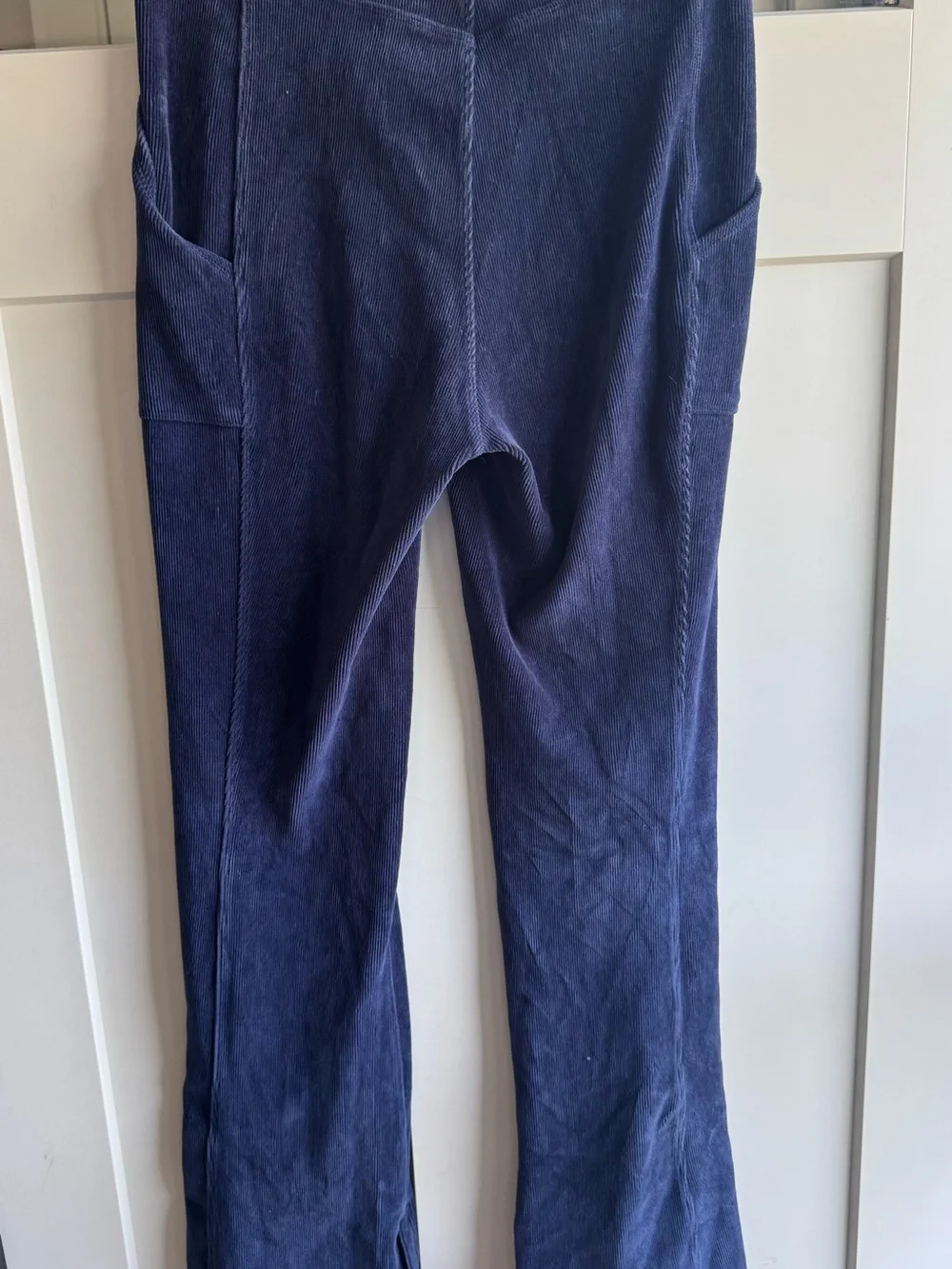 ALO Yoga Micro Corduroy Flare Split Pants - Navy